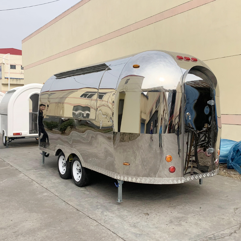 Vendite di strada Festival d'a - Commercial Kitchen Rental recensione e prezzo